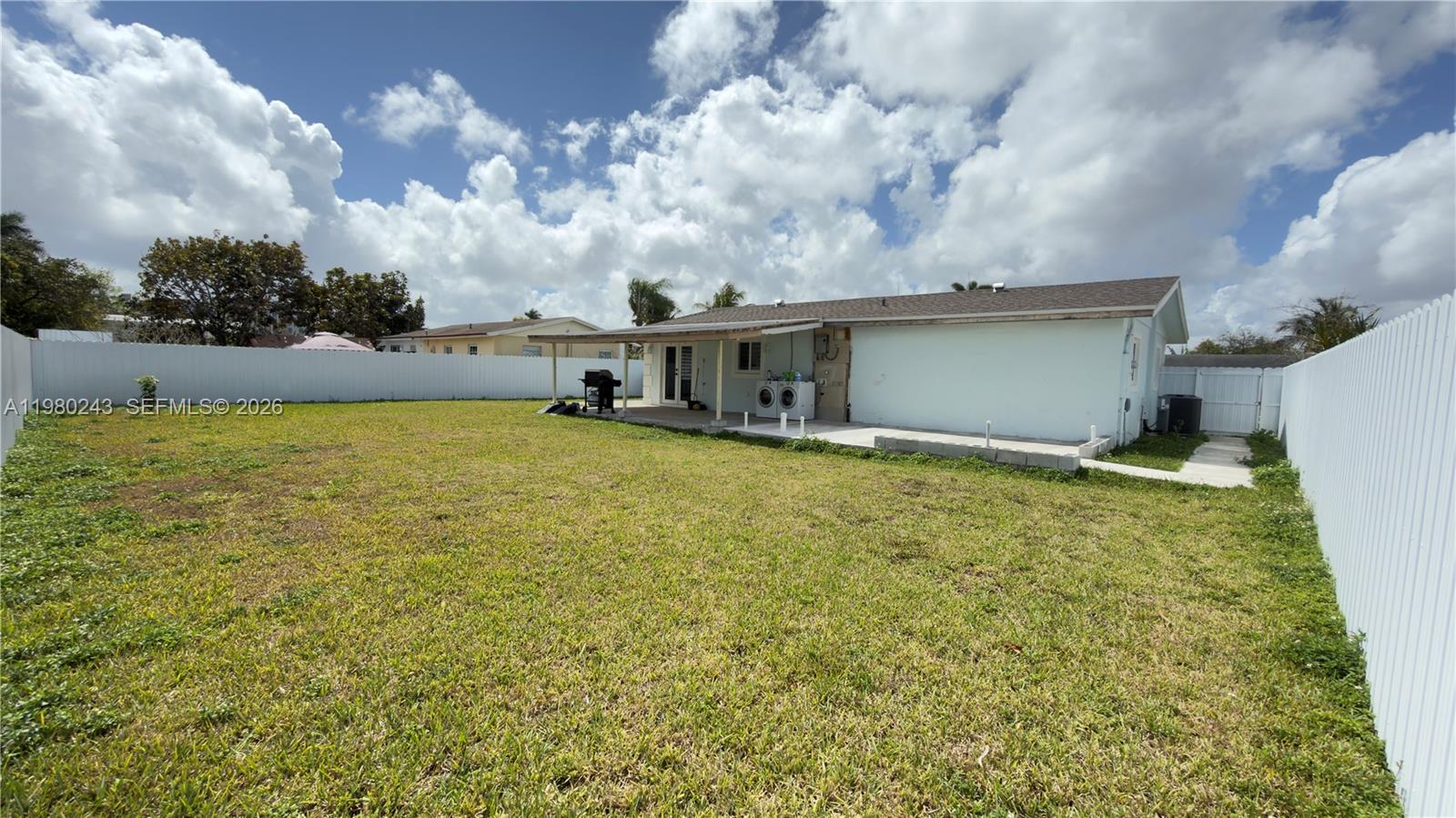 21ST CENTURY HOMES 3RD SE - Residential