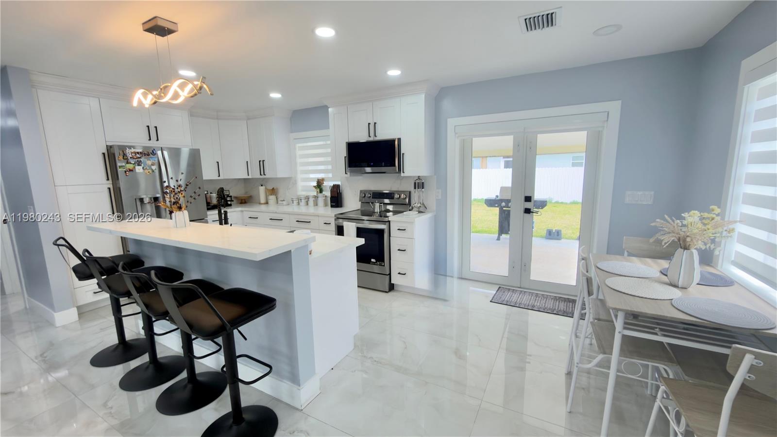 21ST CENTURY HOMES 3RD SE - Residential