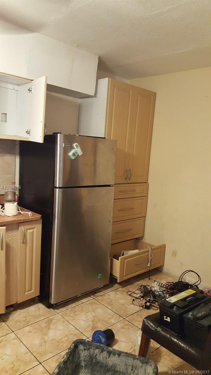 LIBERIA - Residential