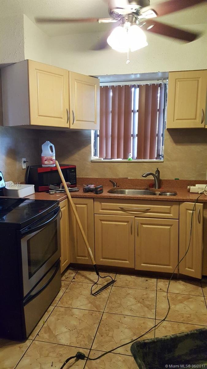 LIBERIA - Residential