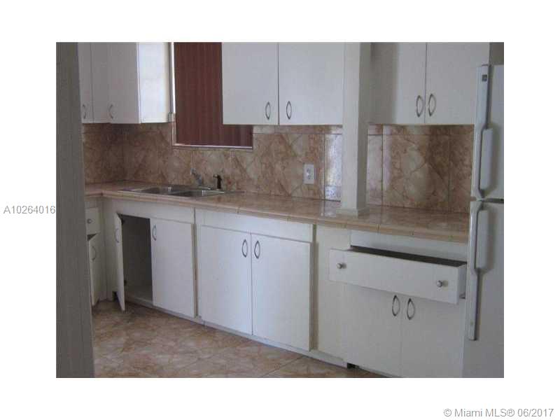 LIBERIA - Residential