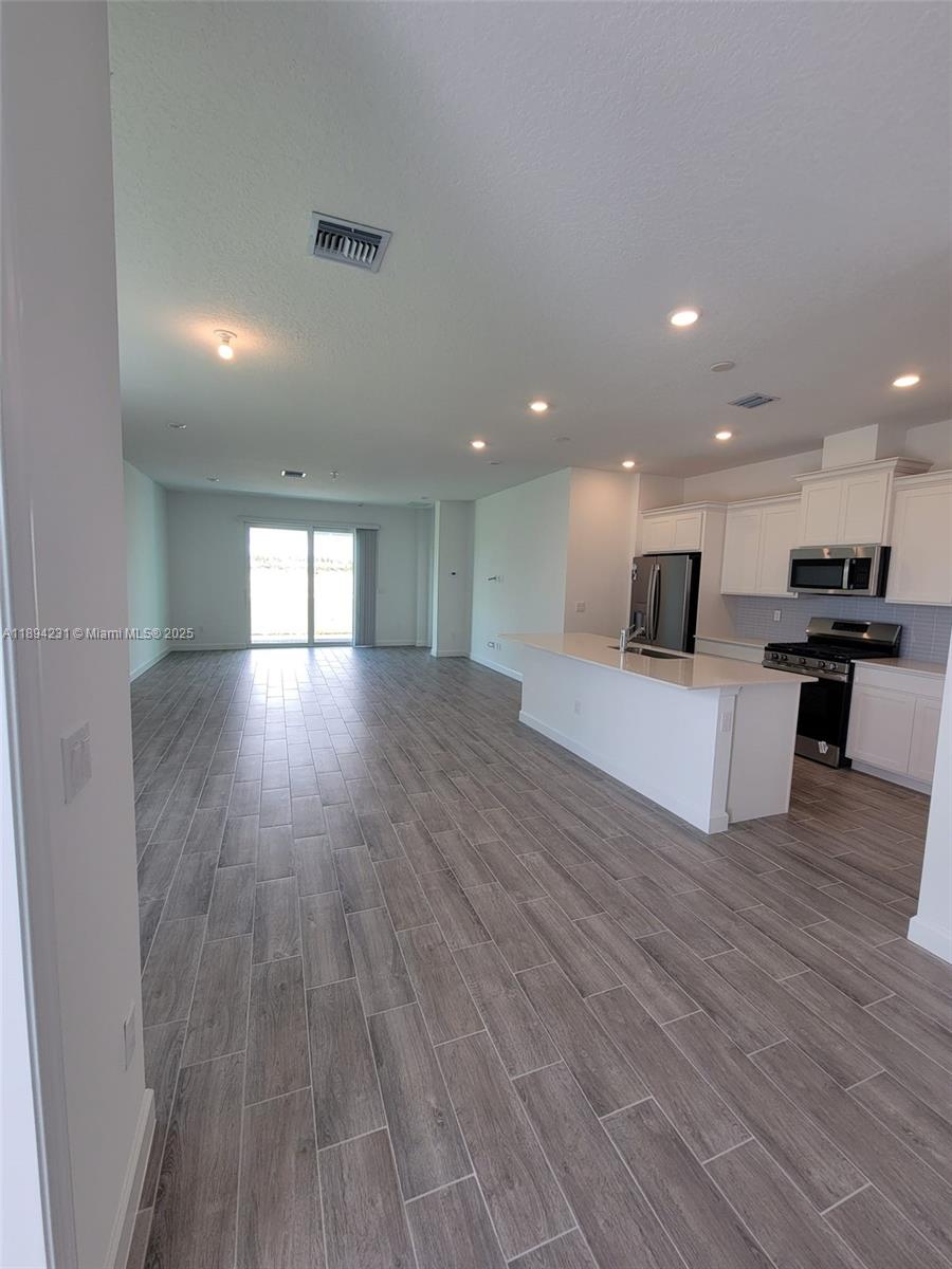 ARDEN PUD POD D NORTHEAST - Residential Lease