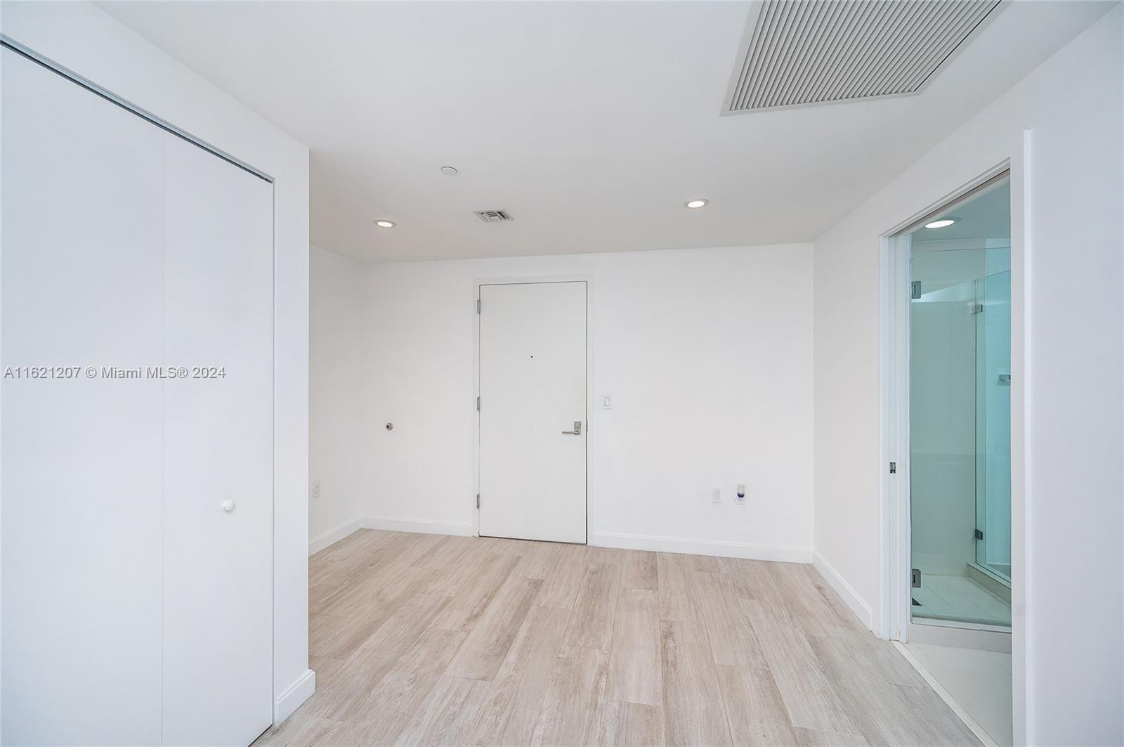 BRICKELL HEIGHTS WEST CON - Residential