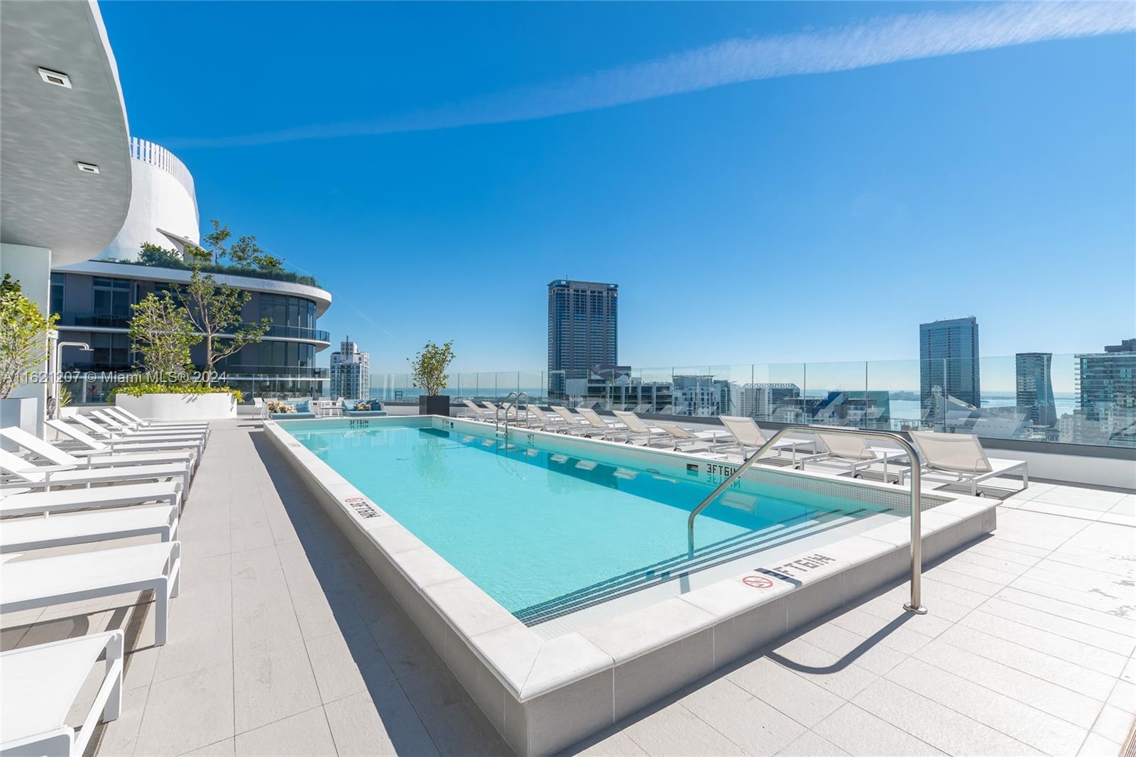 BRICKELL HEIGHTS WEST CON - Residential