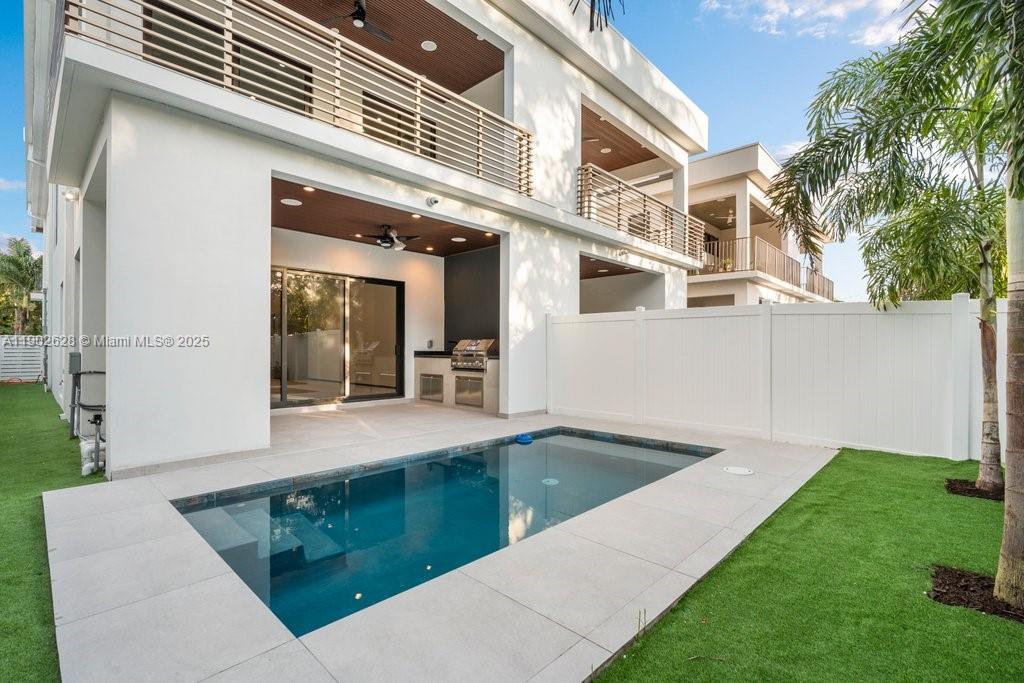 LAKE RIDGE - Residential