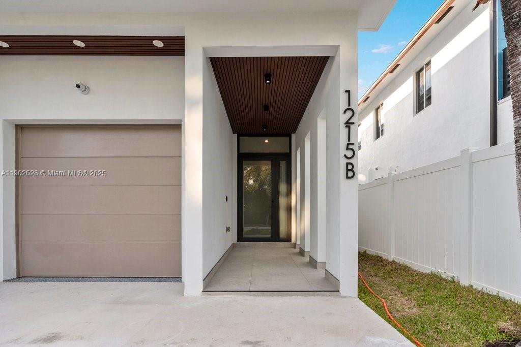 LAKE RIDGE - Residential