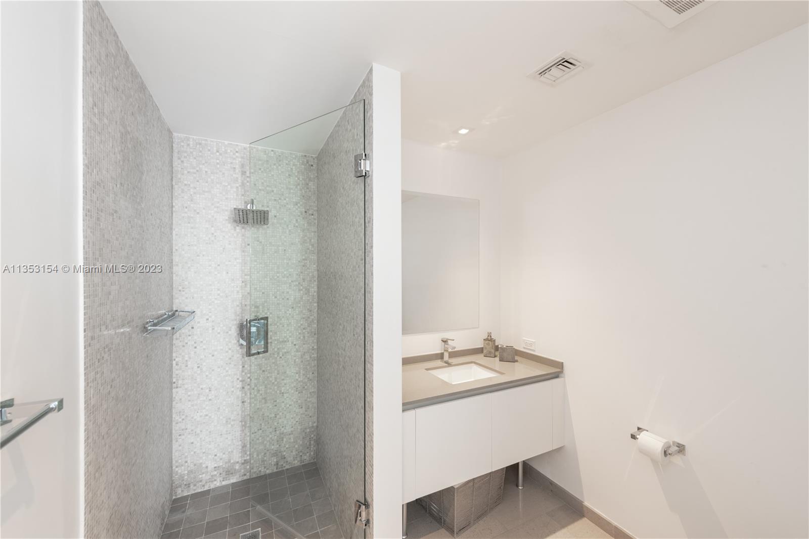 REACH AT BRICKELL CITY - Residential Lease