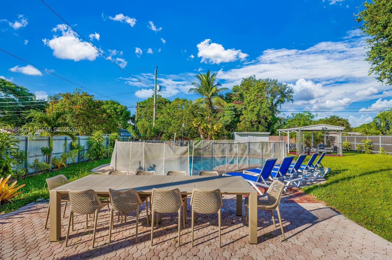 MIAMI GARDENS ESTATES SEC - Residential