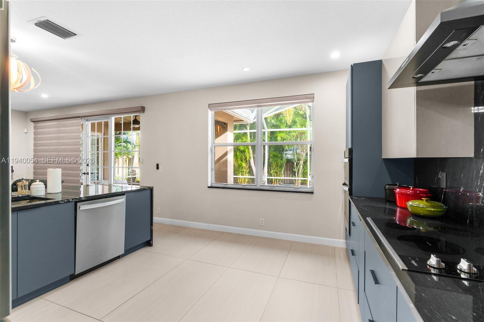 CORAL CREEK - Residential