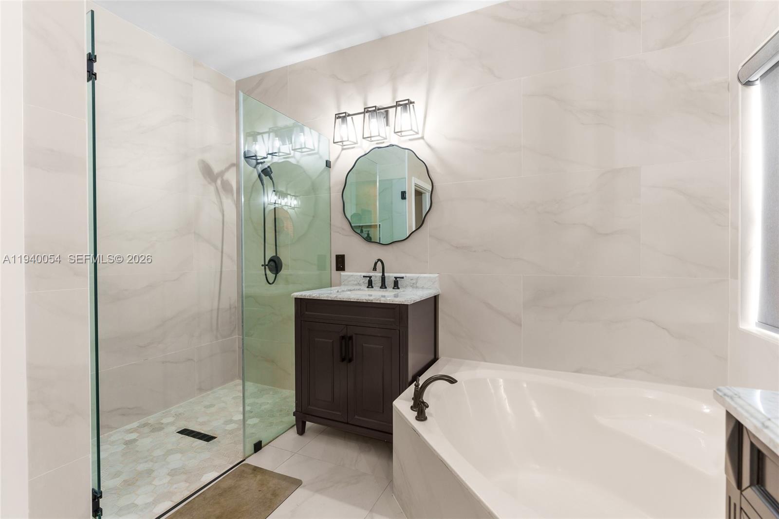 CORAL CREEK - Residential