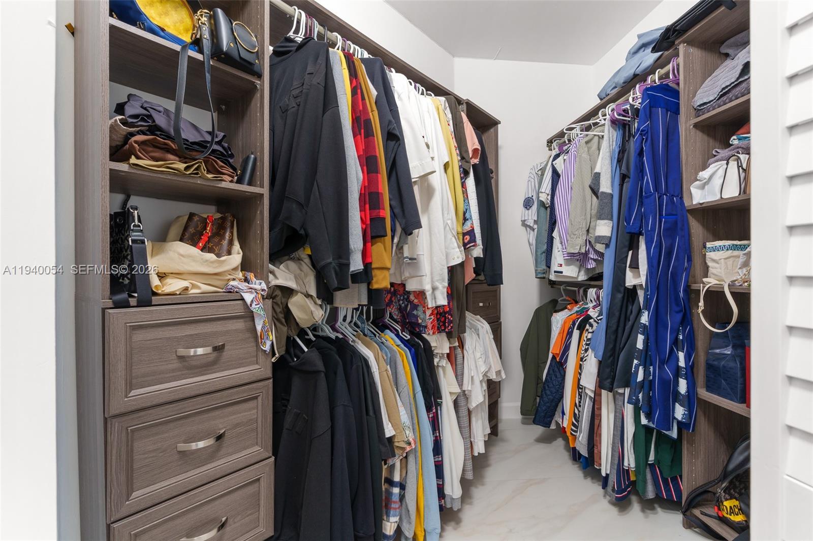 CORAL CREEK - Residential