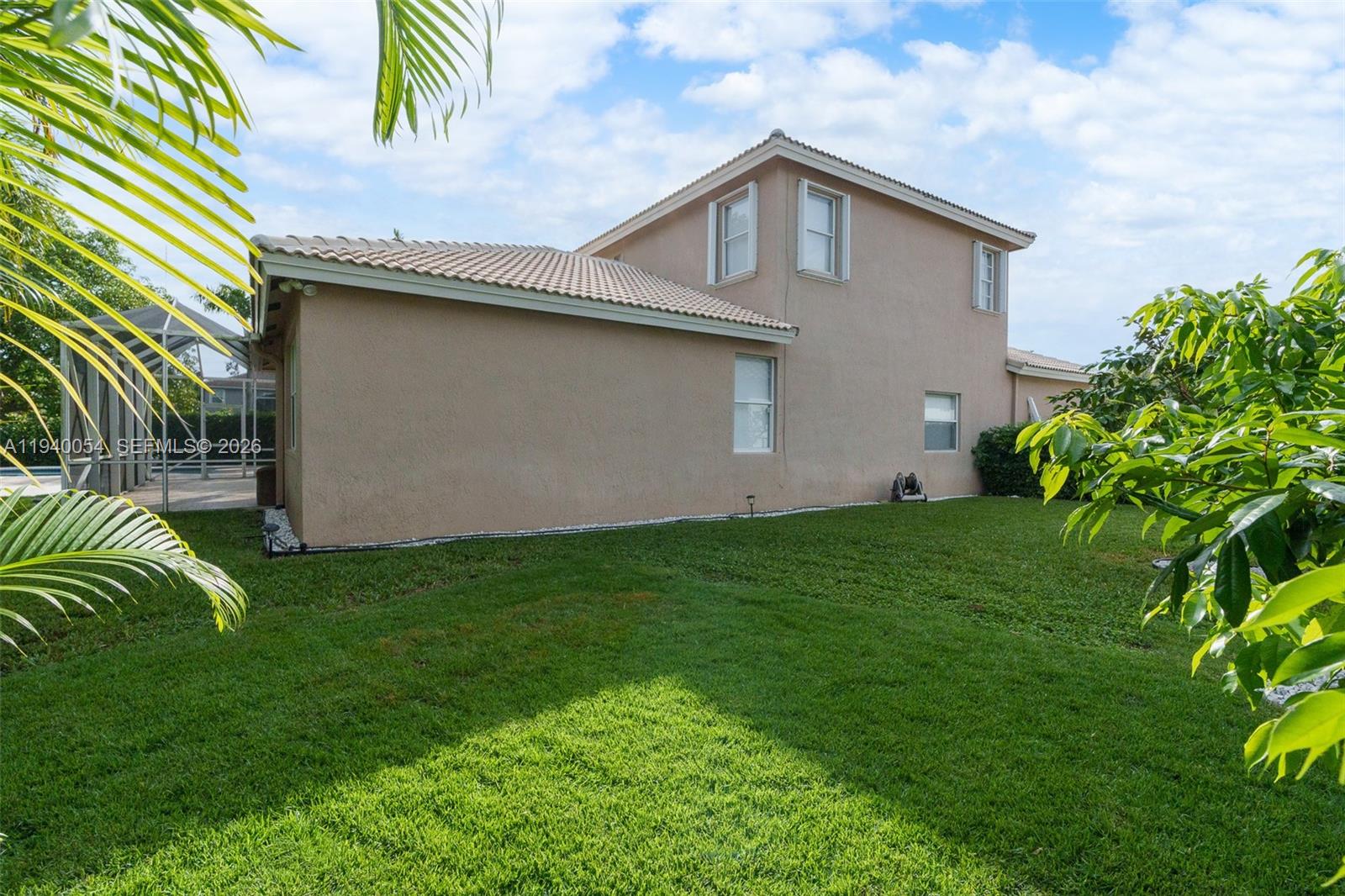 CORAL CREEK - Residential