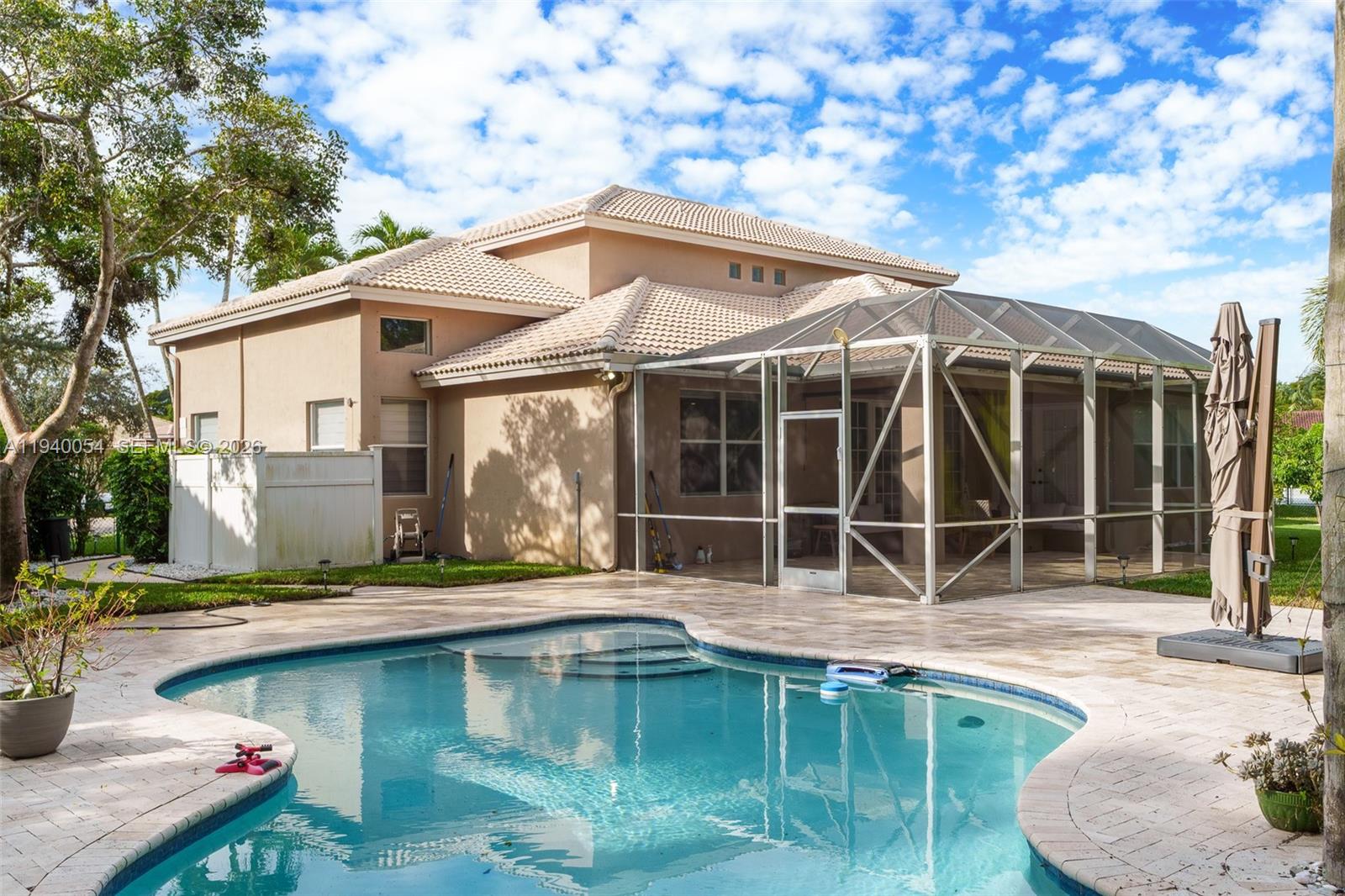 CORAL CREEK - Residential