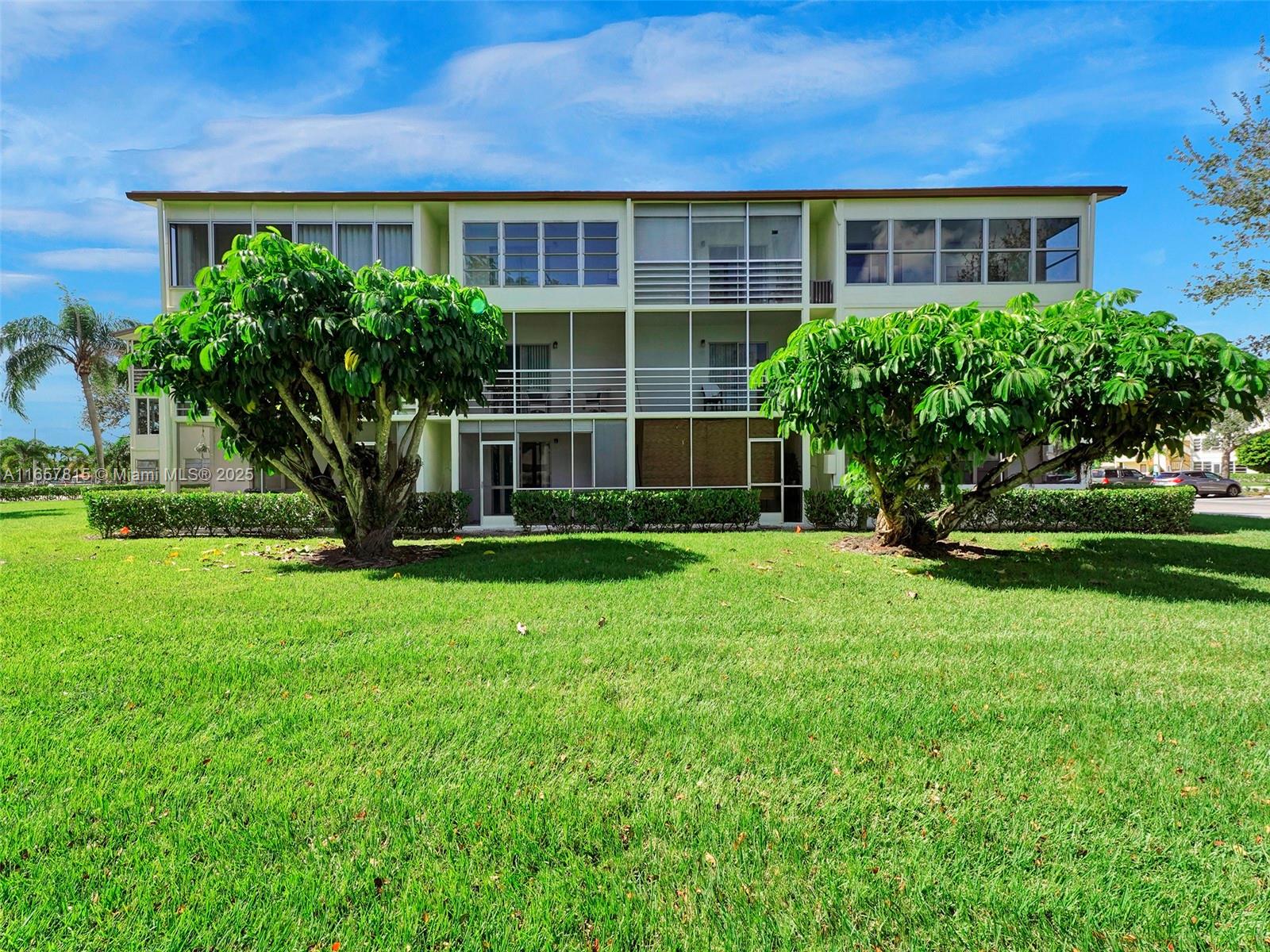 MANSFIELD AT CENTURY VILL - Residential