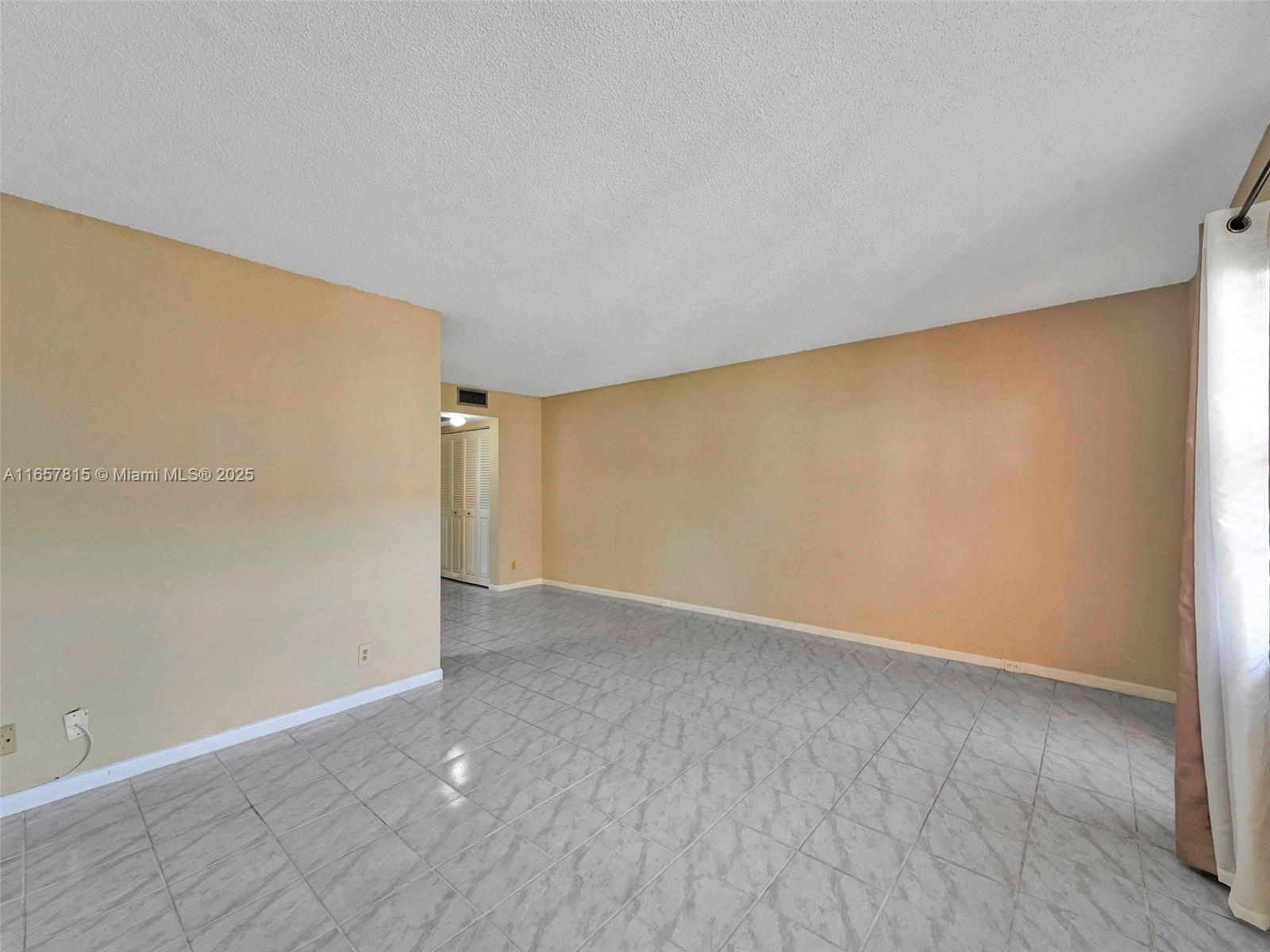 MANSFIELD AT CENTURY VILL - Residential