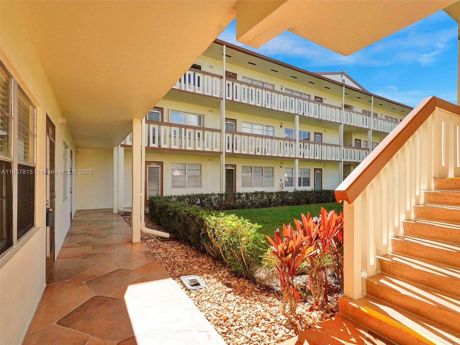 MANSFIELD AT CENTURY VILL - Residential