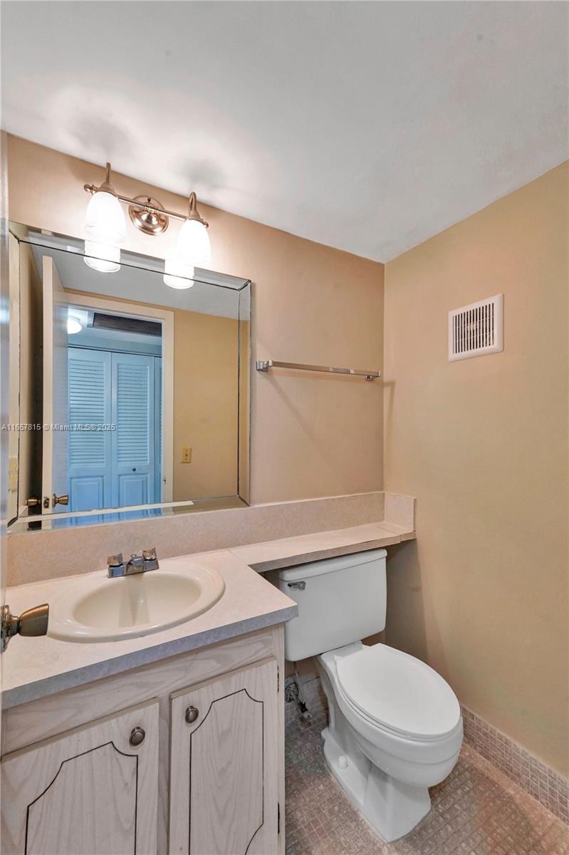 MANSFIELD AT CENTURY VILL - Residential