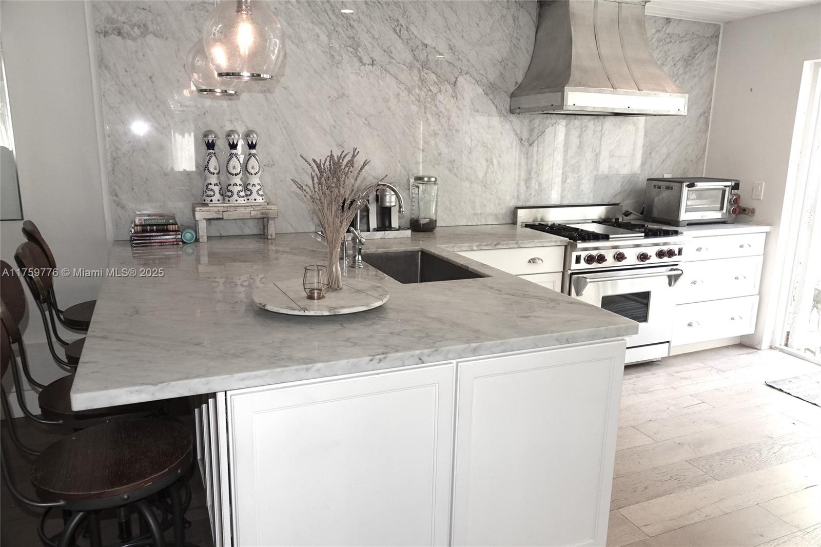 BEACH VIEW ADDN - Residential