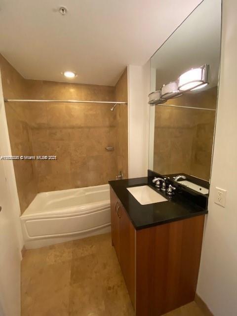 MET 1 CONDO - Residential Lease