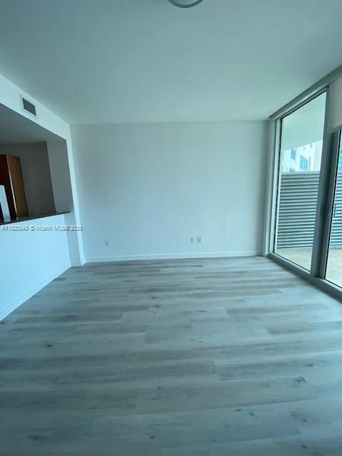 MET 1 CONDO - Residential Lease