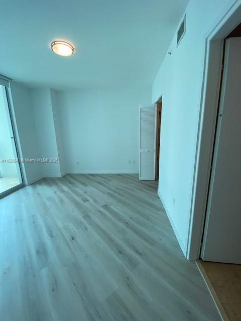 MET 1 CONDO - Residential Lease