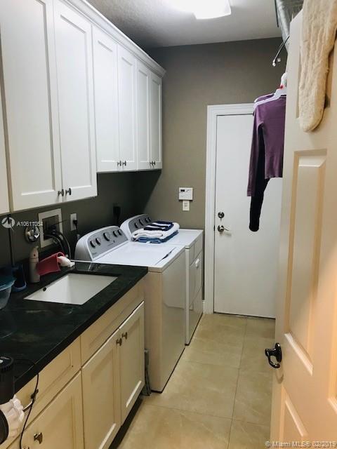 SUNSET LAKES PLAT THREE - Residential