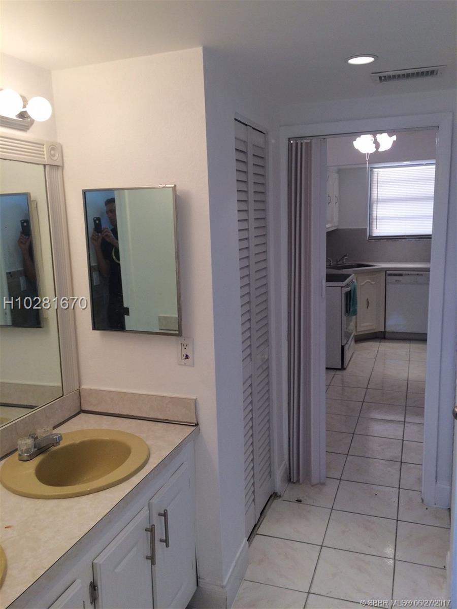 Moonraker - Residential Lease