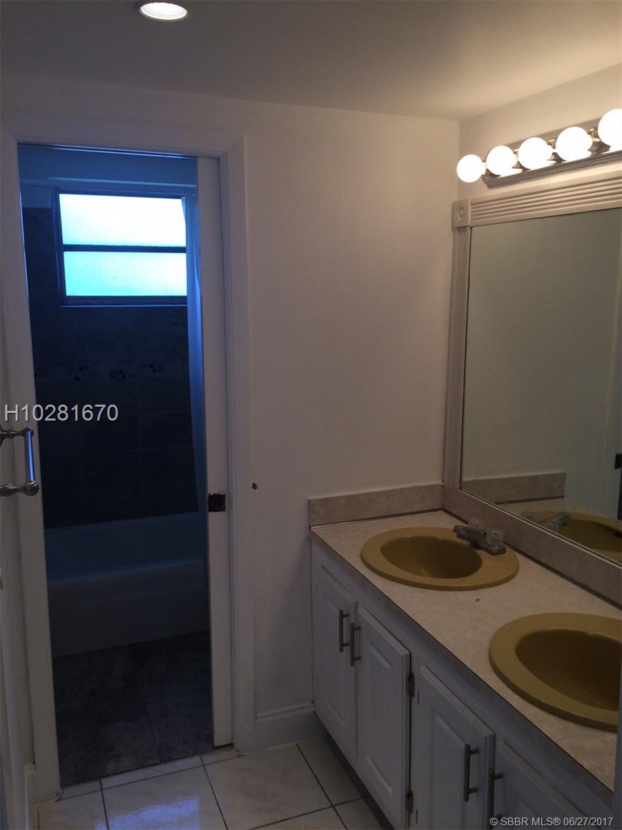 Moonraker - Residential Lease