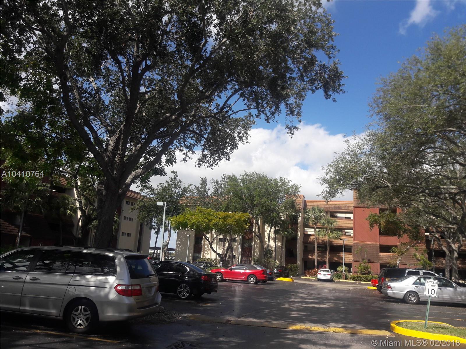 SUMMERTREE VILG CALIF CL - Residential Lease