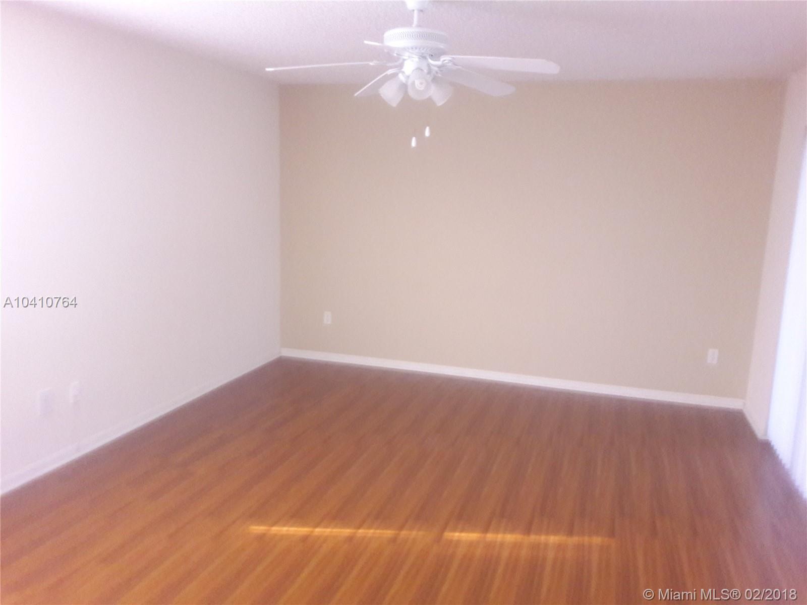 SUMMERTREE VILG CALIF CL - Residential Lease
