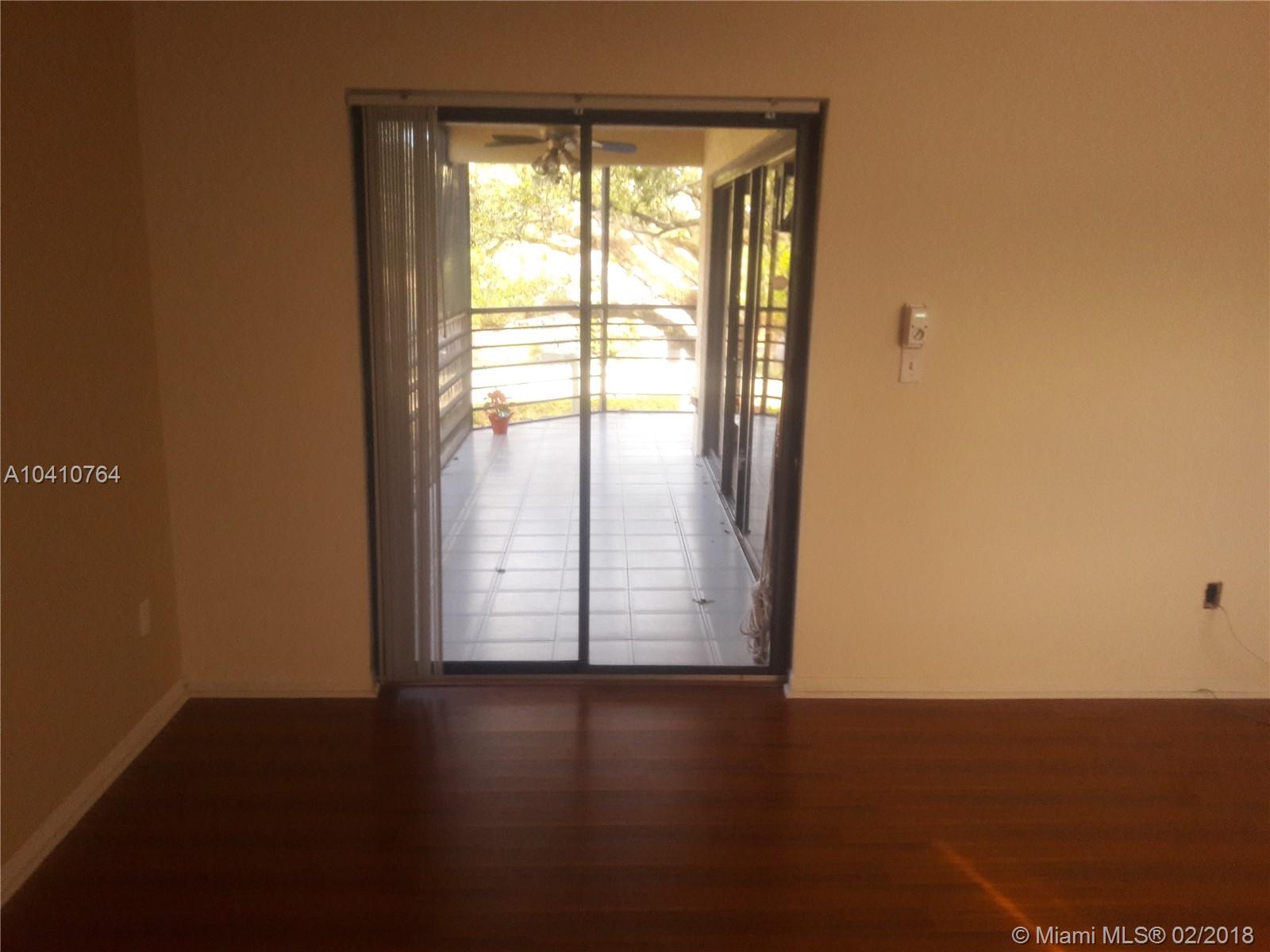 SUMMERTREE VILG CALIF CL - Residential Lease