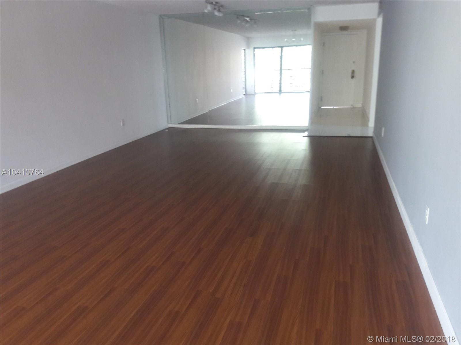 SUMMERTREE VILG CALIF CL - Residential Lease