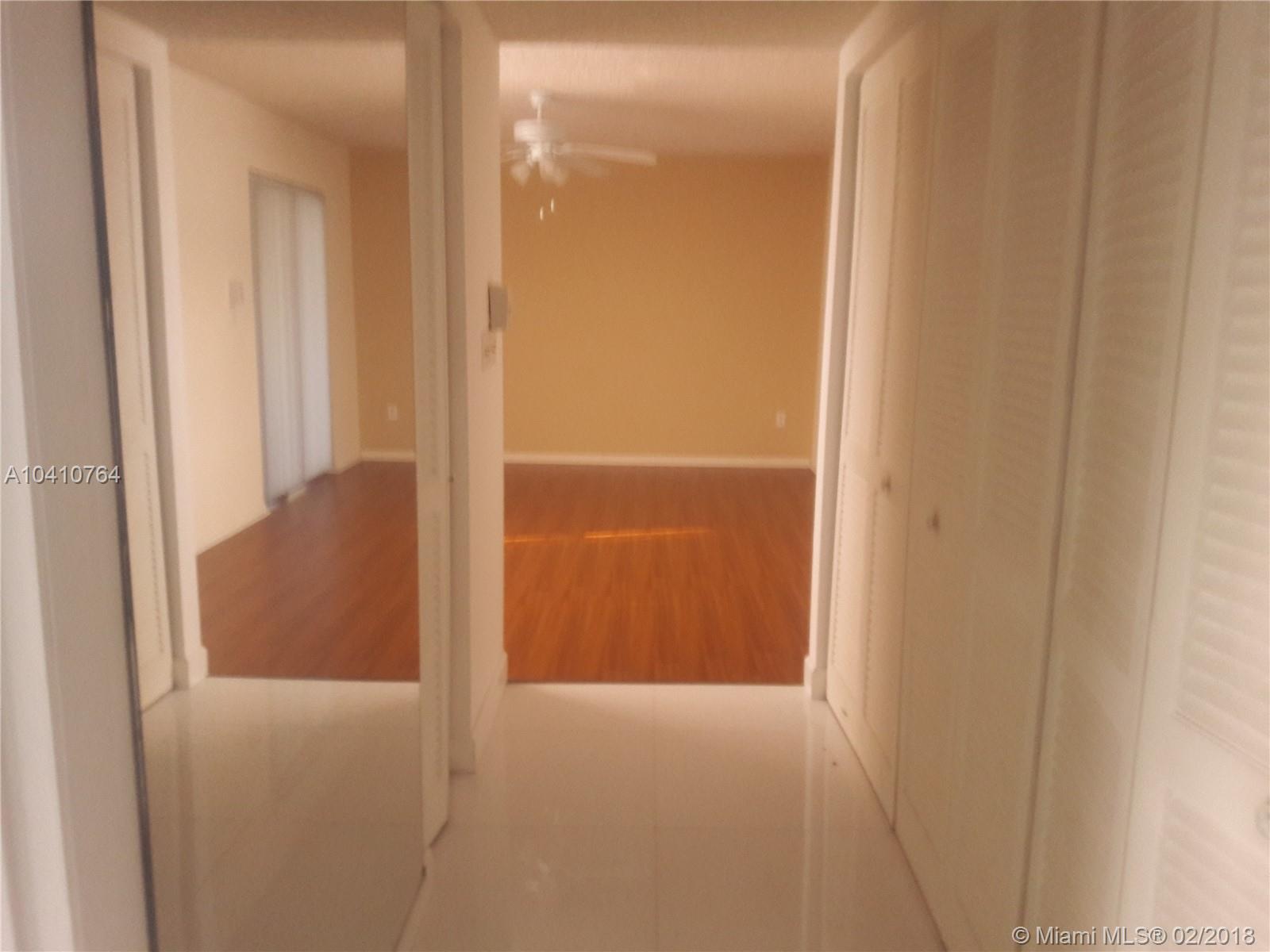 SUMMERTREE VILG CALIF CL - Residential Lease