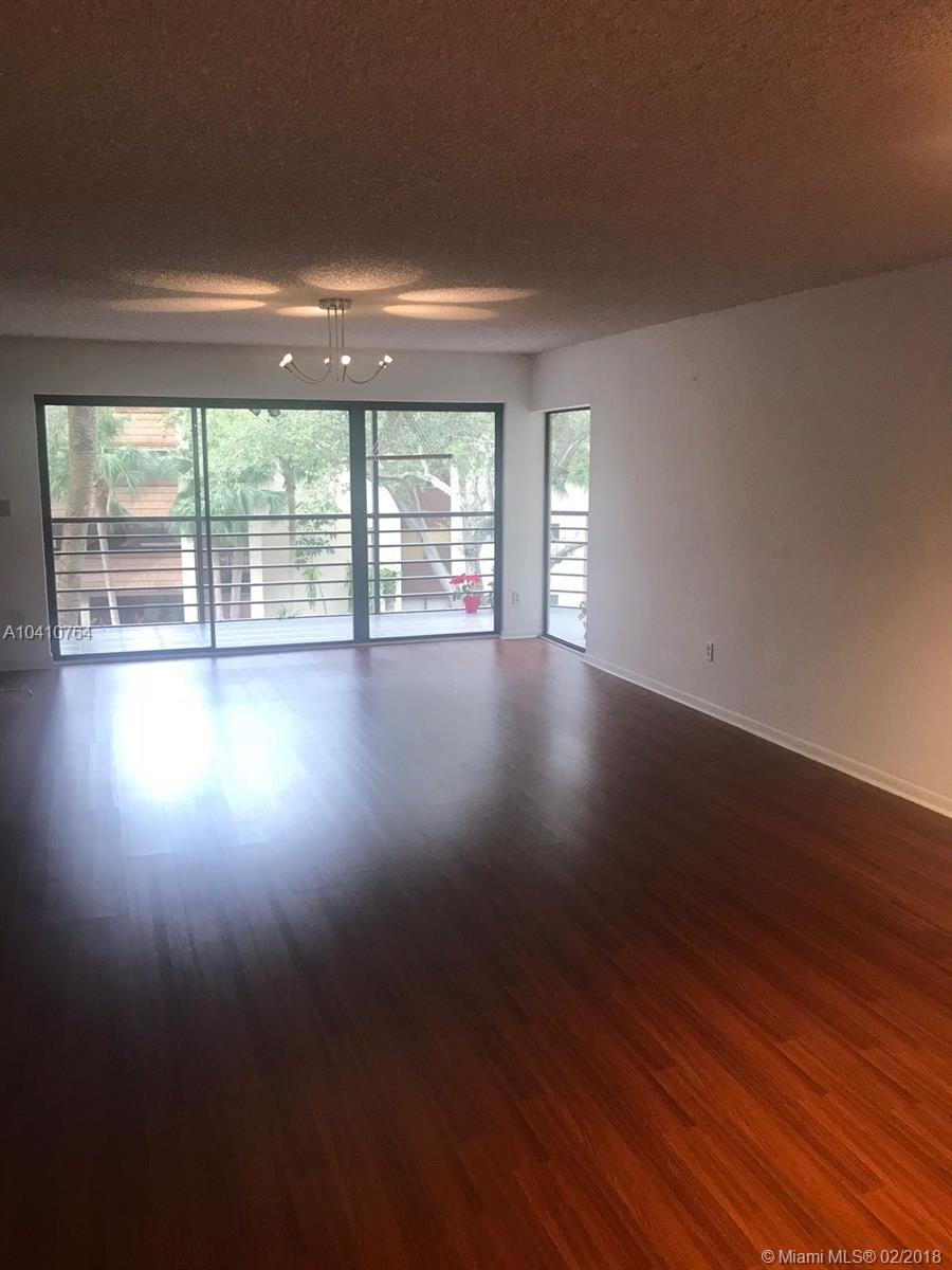 SUMMERTREE VILG CALIF CL - Residential Lease