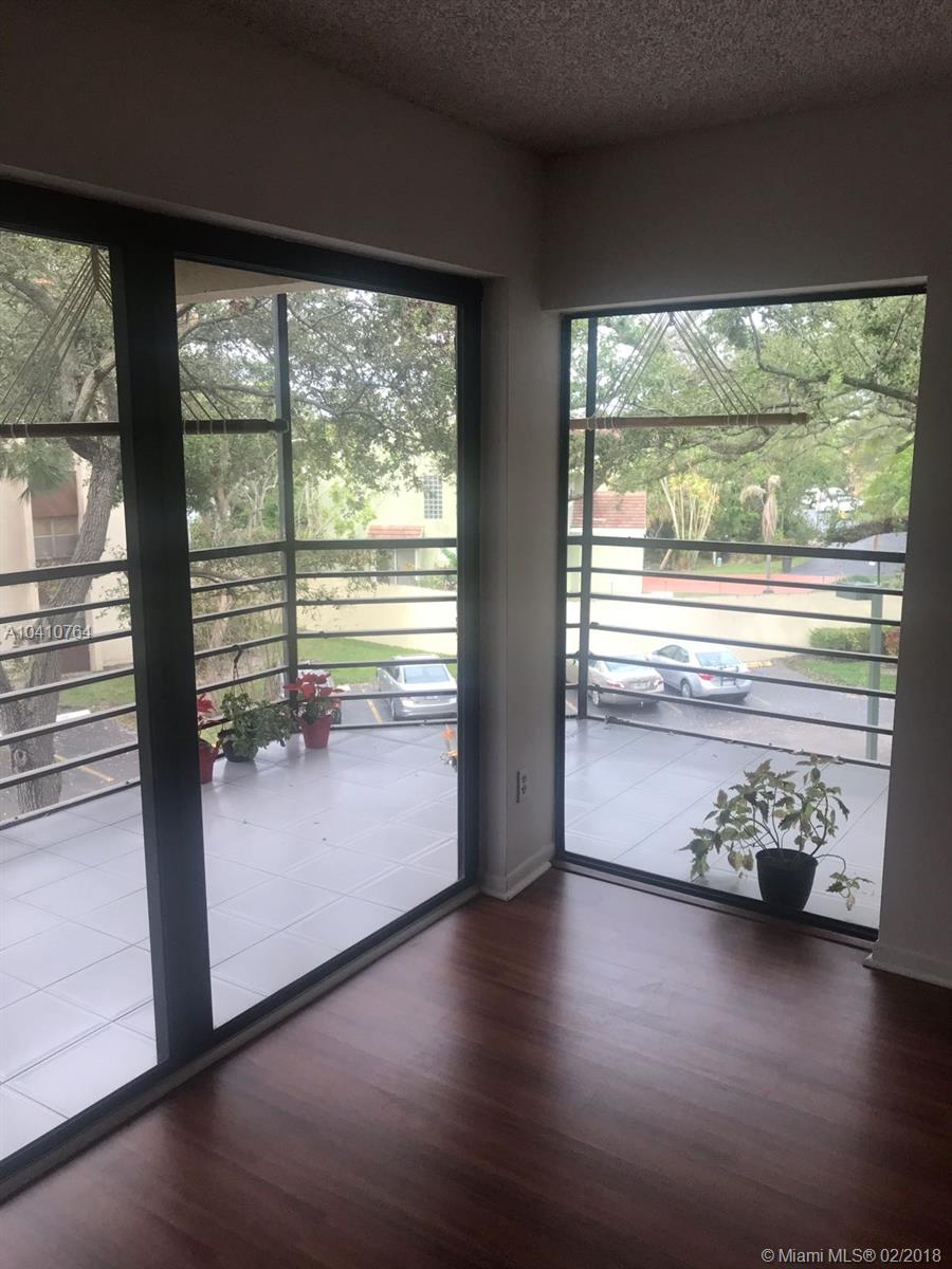 SUMMERTREE VILG CALIF CL - Residential Lease