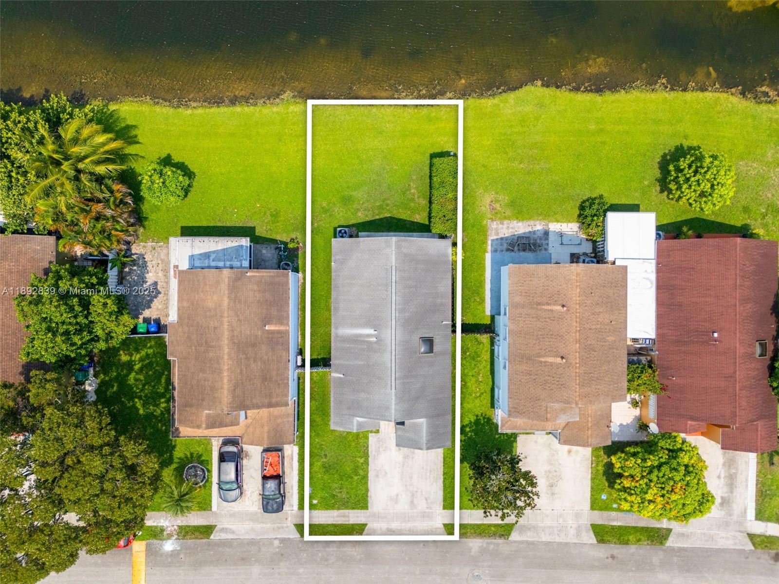 MEADOWS OF MIRAMAR - Residential