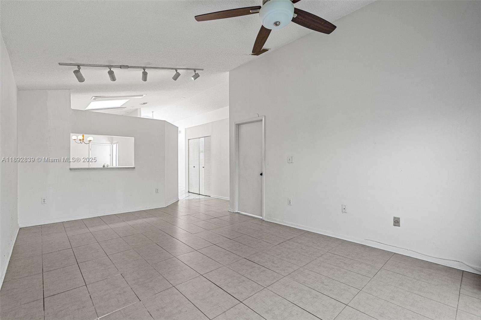 MEADOWS OF MIRAMAR - Residential