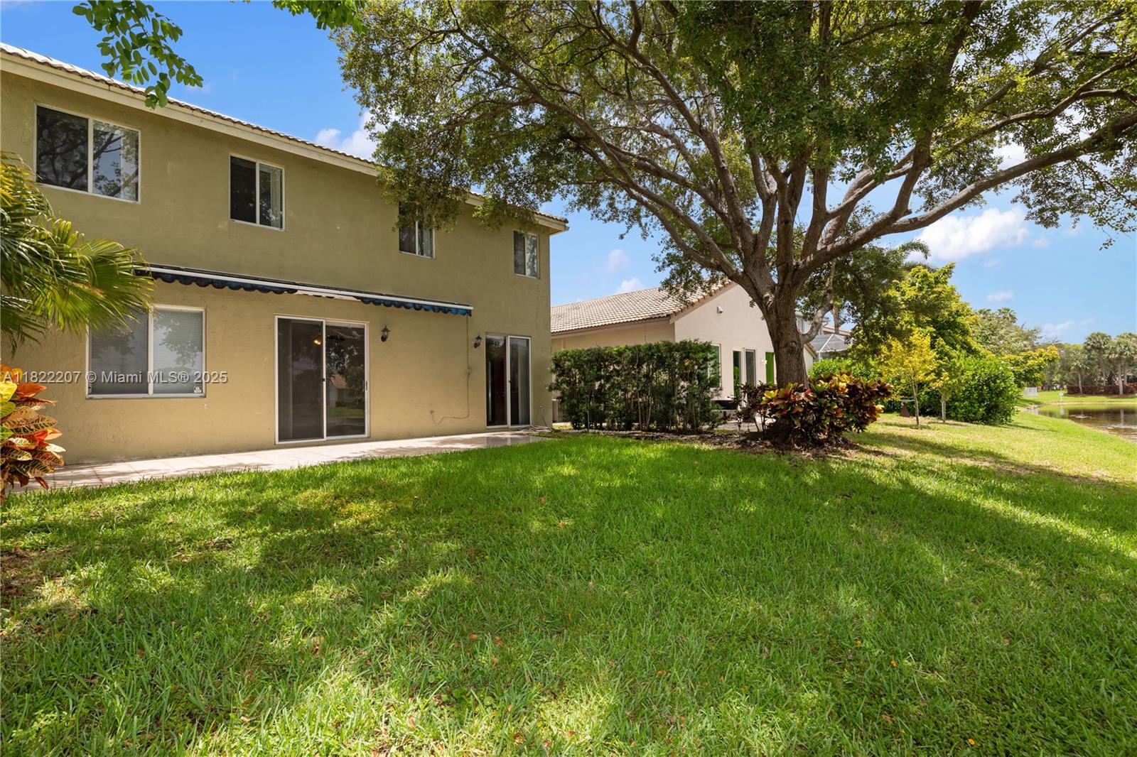 REGENCY LAKES AT COCONUT - Residential
