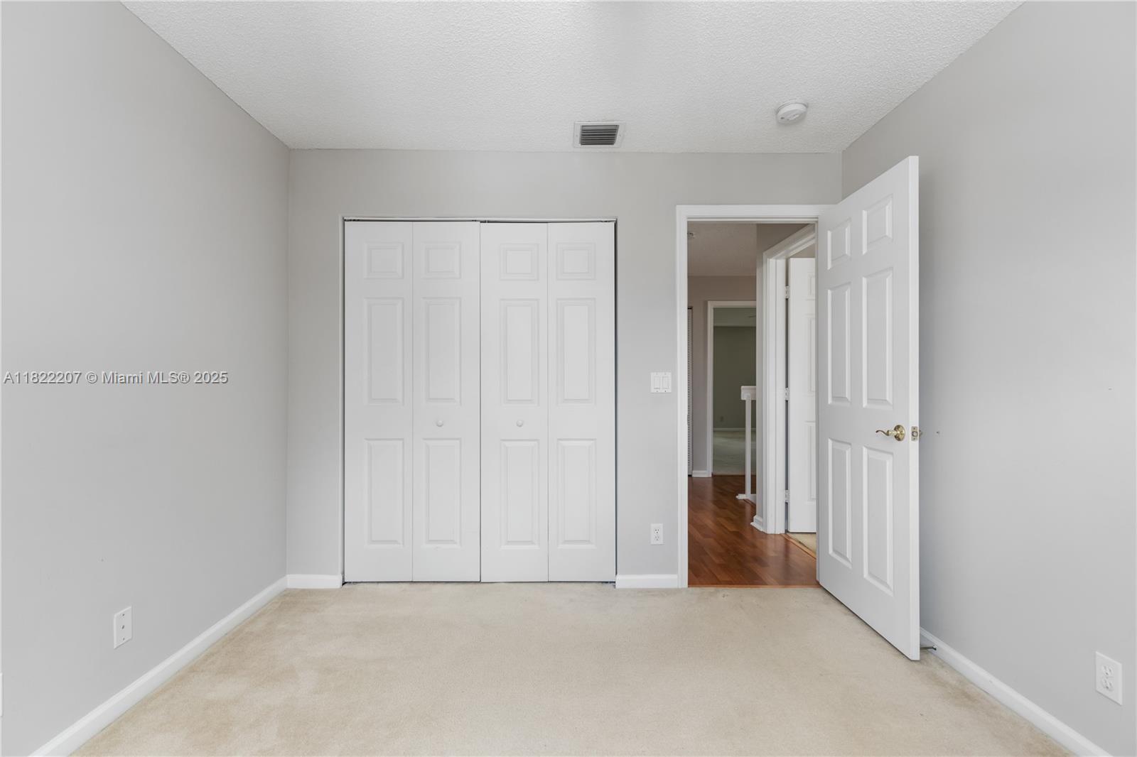 REGENCY LAKES AT COCONUT - Residential