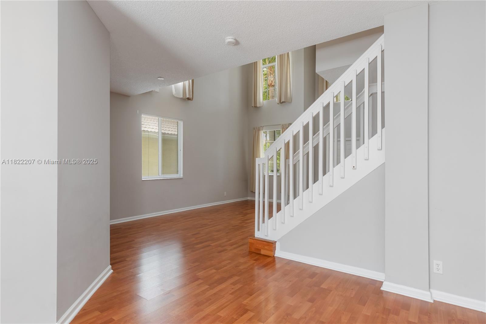 REGENCY LAKES AT COCONUT - Residential