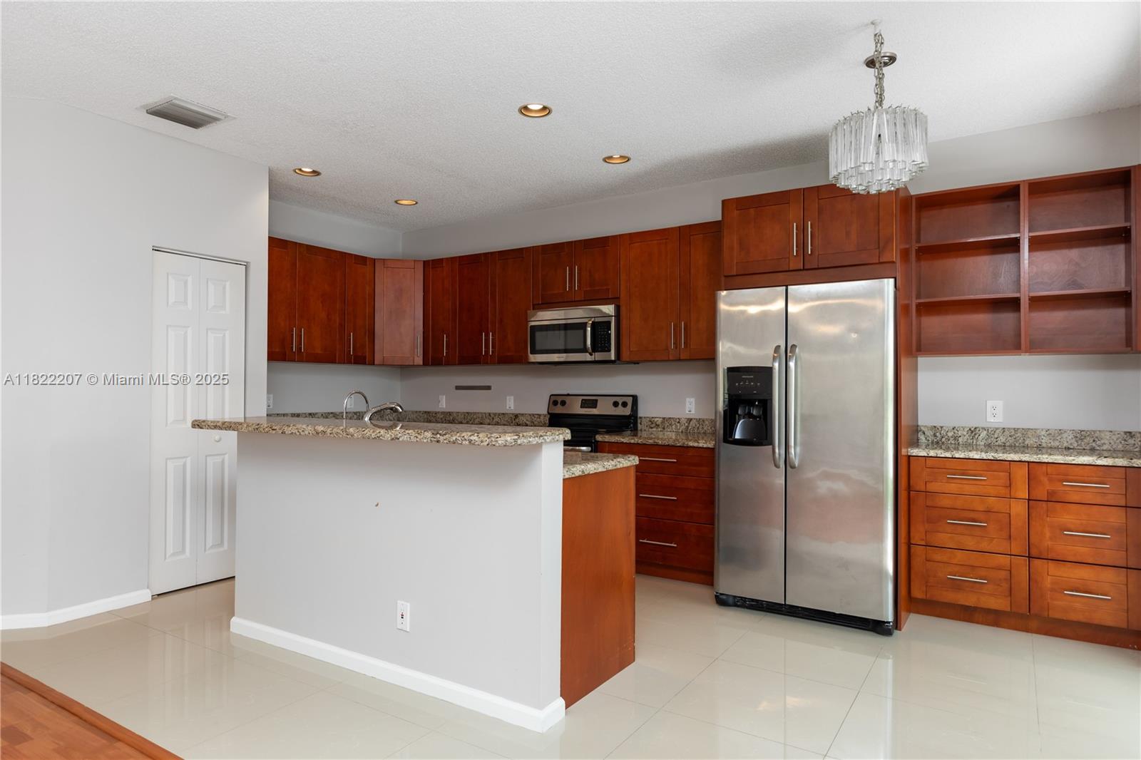 REGENCY LAKES AT COCONUT - Residential
