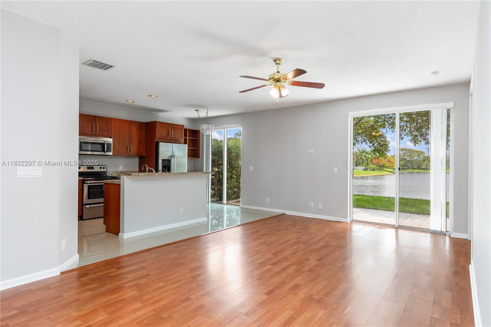 REGENCY LAKES AT COCONUT - Residential