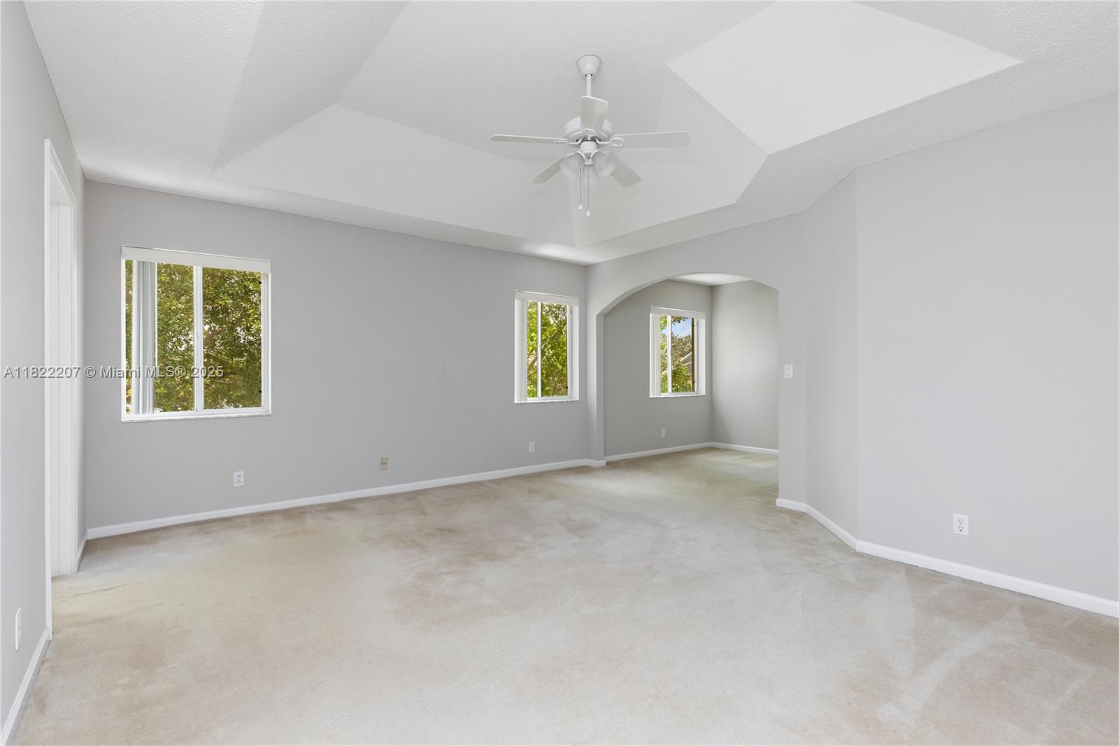 REGENCY LAKES AT COCONUT - Residential