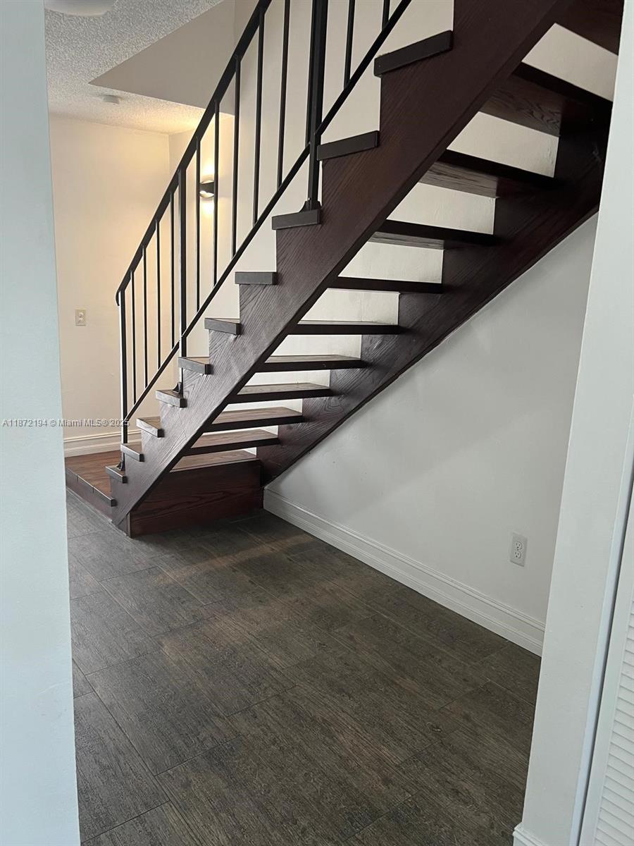 ANTILLA PLAZA CONDO - Residential Lease