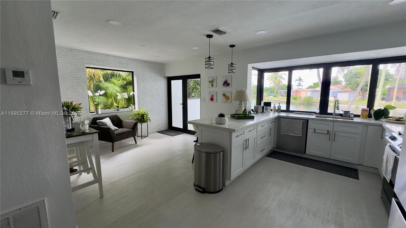 MIRAMAR ISLES SEC 2 - Residential