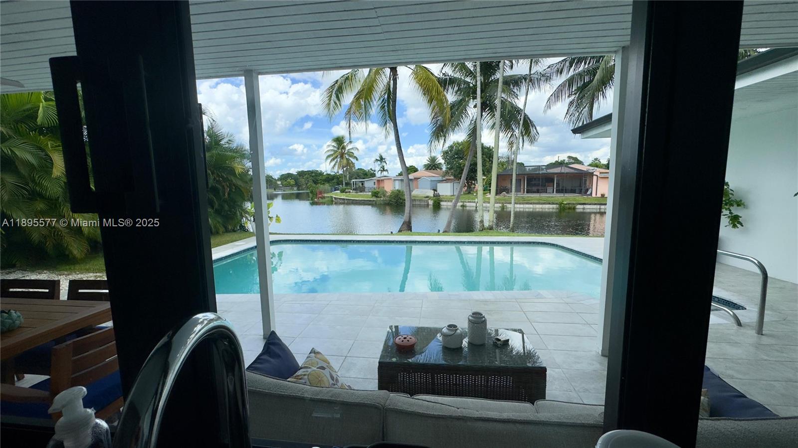 MIRAMAR ISLES SEC 2 - Residential