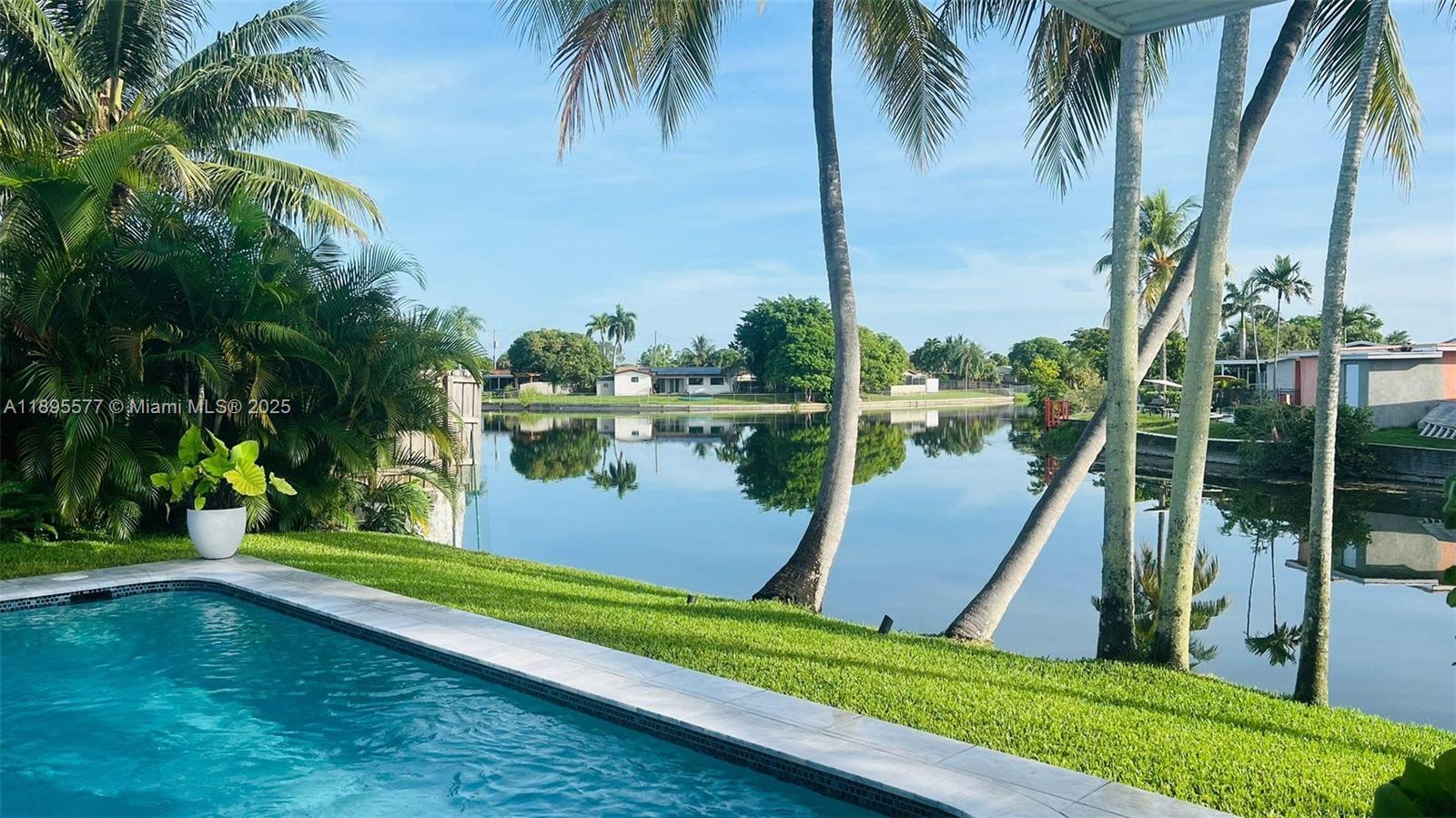 MIRAMAR ISLES SEC 2 - Residential