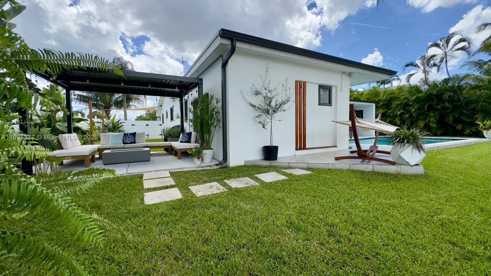 MIRAMAR ISLES SEC 2 - Residential
