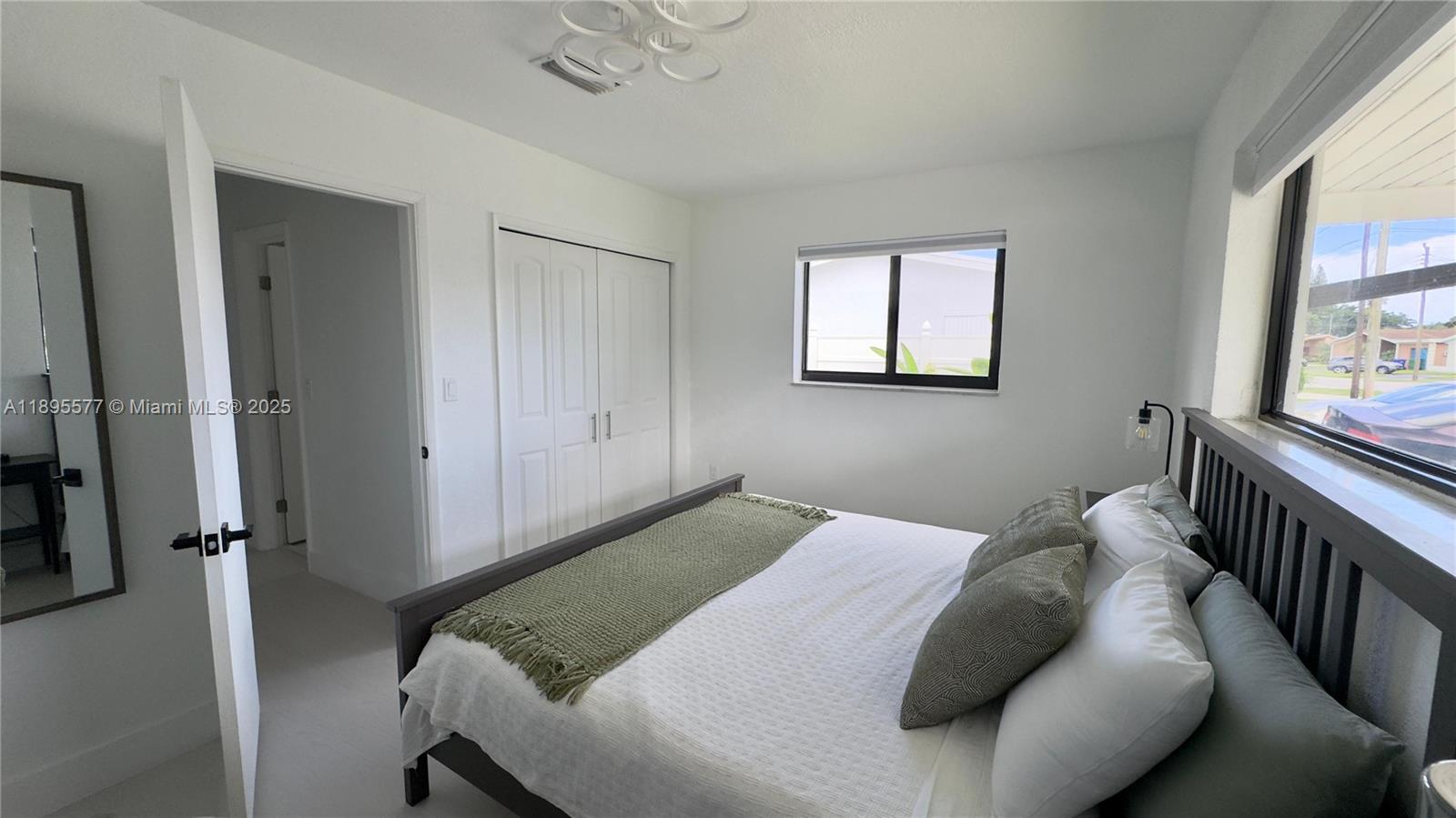 MIRAMAR ISLES SEC 2 - Residential