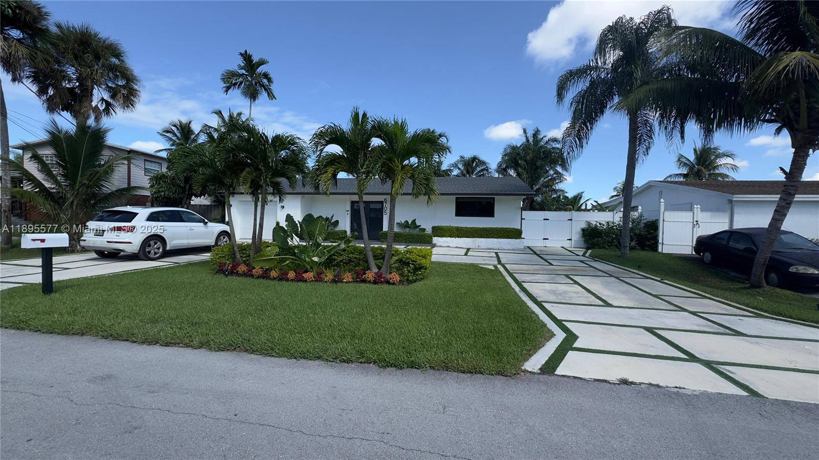 MIRAMAR ISLES SEC 2 - Residential